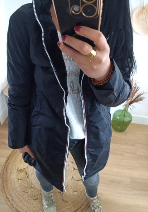 Escandelle - Parka noire réversible en fausse fourrure, avec fermetures tricolores et capuche 
