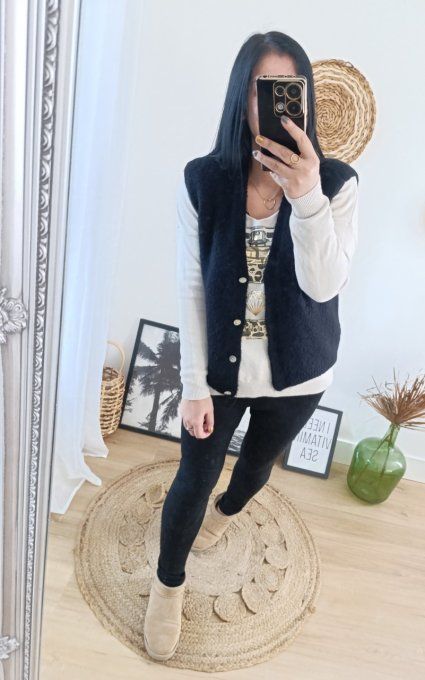 Gilet sans manches boutonné alpaga rouge ou noir
