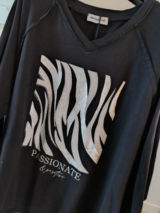 Top manches longues inscription Passionate  kaki ou noir
