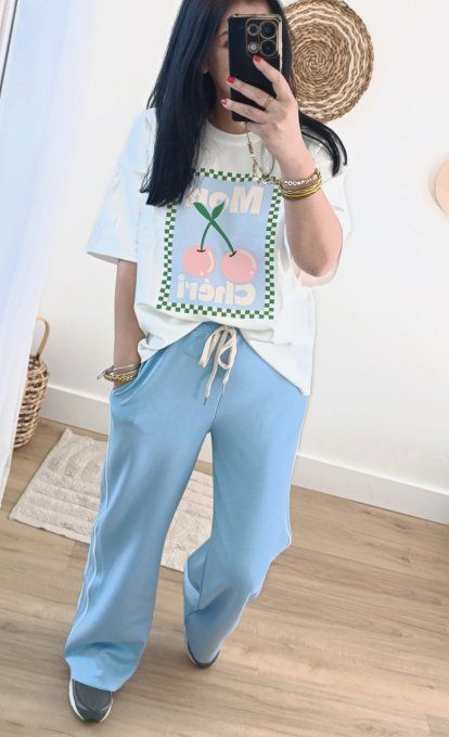 Pantalon tendance coupe wide leg jogging chic à bande