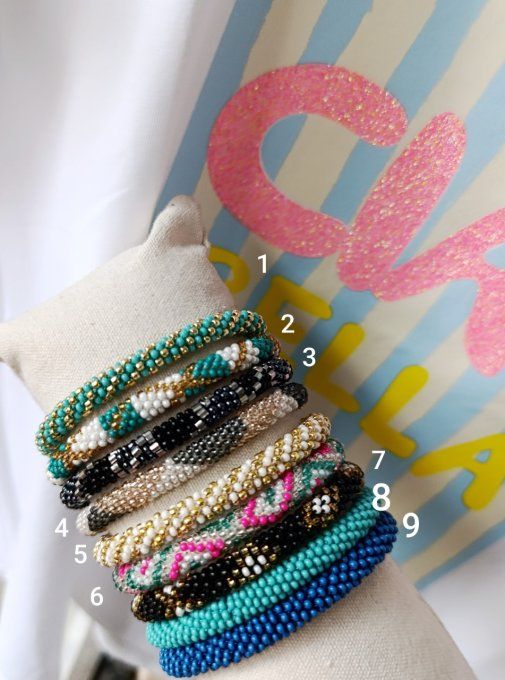 Bracelets népalais tendances - 9 modèles proposées - Fabrication artisanale 
