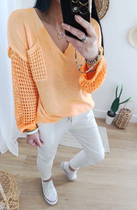 Pull orange fluo avec poches pas unique jusqu'au 42