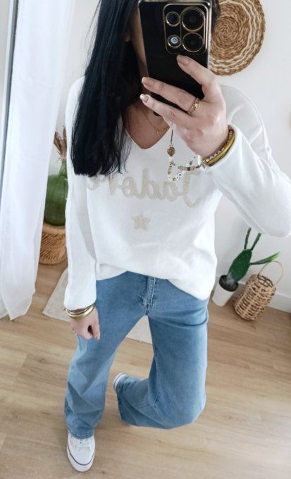 Pull blanc inscription j'adore en bouclette beige jusqu'au 42 ( taille unique )