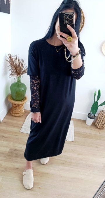 Robe longue manches dentelle noire jusqu'au 44 