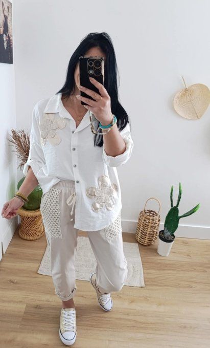 Chemise lin blanche fleurs paddées beiges jusqu'au 42 
