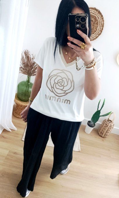 Tee shirt avec  Rose MIN jusqu'au 42 t.u