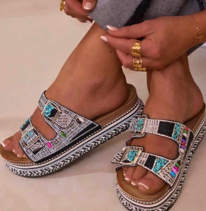 Mules colorées perlées avec léger compensé - 37 au 41 -Prendre une taille au dessus !