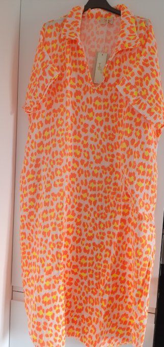 Sublime robe gaze de coton. Imprimé léopard fluo jusqu'au 46 t.u