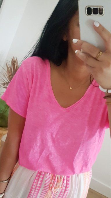 Joli tee shirt rose fluo jusqu'au 42 taille unique 
