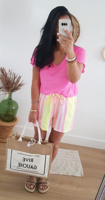 Joli tee shirt rose fluo jusqu'au 42 taille unique 
