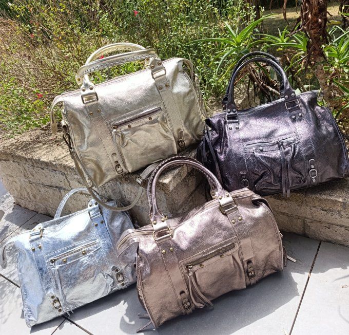 Sac Ciaga grand format en noir brillant , noir used, argenté , chrome , bronze ou doré !