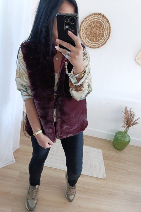 Gilet sans manche fourrure vegan divers coloris et 2 tailles 