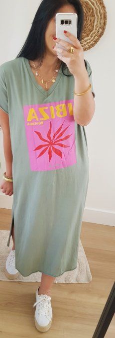 Robe tee shirt Ibiza beige ou kaki t.u bon 38 jusqu'au 46