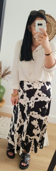Sublime jupe soyeuse imprimé peau de vache 20 % soie t.u jusqu'au 40
