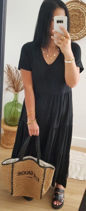 Robe longue noire en coton bohème avec détails crochet dos t.u jusqu'au 42 