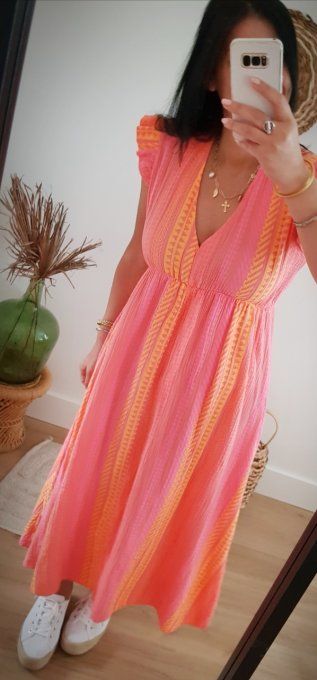 Sublime robe disponible en deux variantes