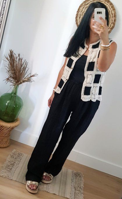 Joli gilet crochet sans manche noir et écru taille unique 34 au petit 40